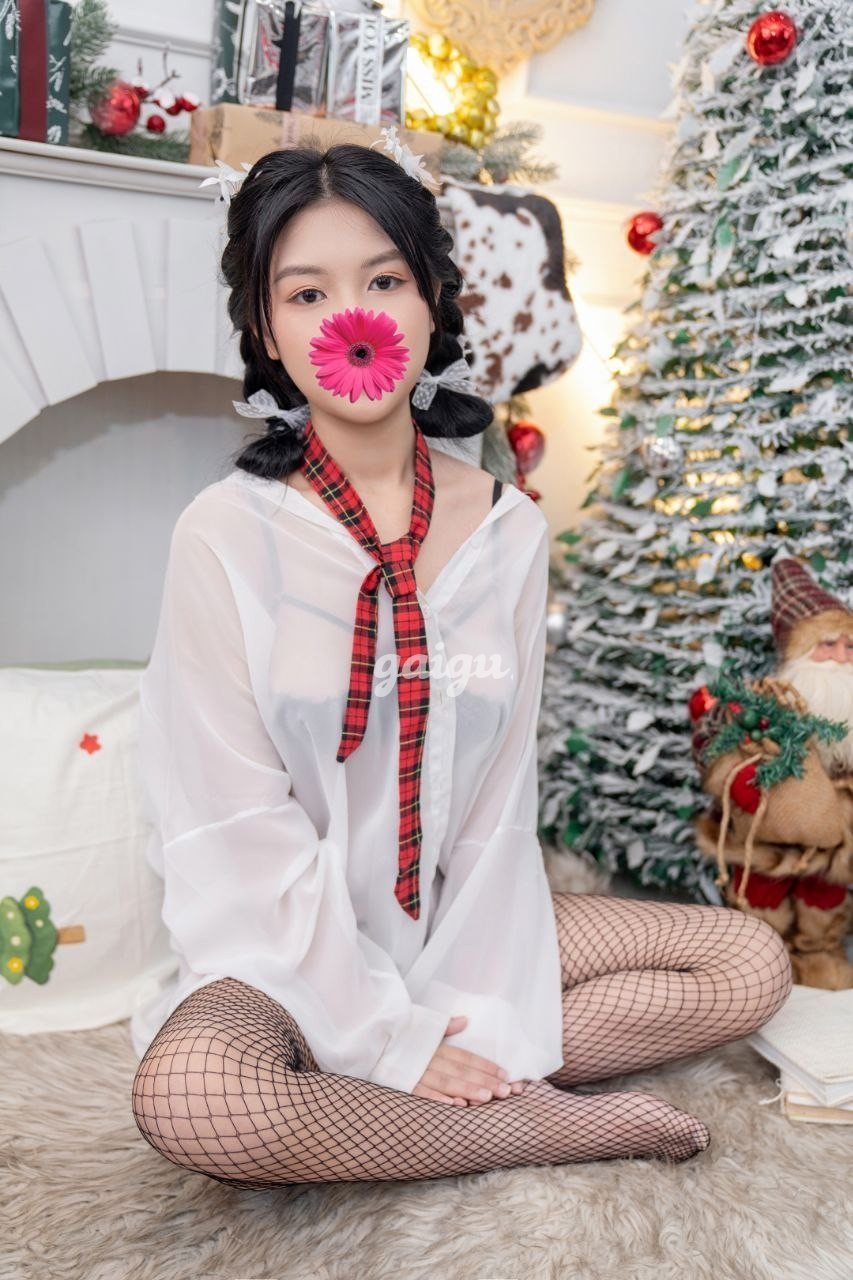 Gái Non An Nhiên_ Suger baby xinh đẹp