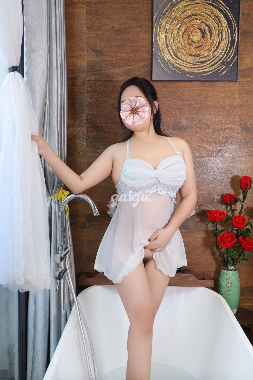 THANH HÀ ĐẲNG CẤP VỀ SEX,BJ SƯỚNG TÊ TÁI