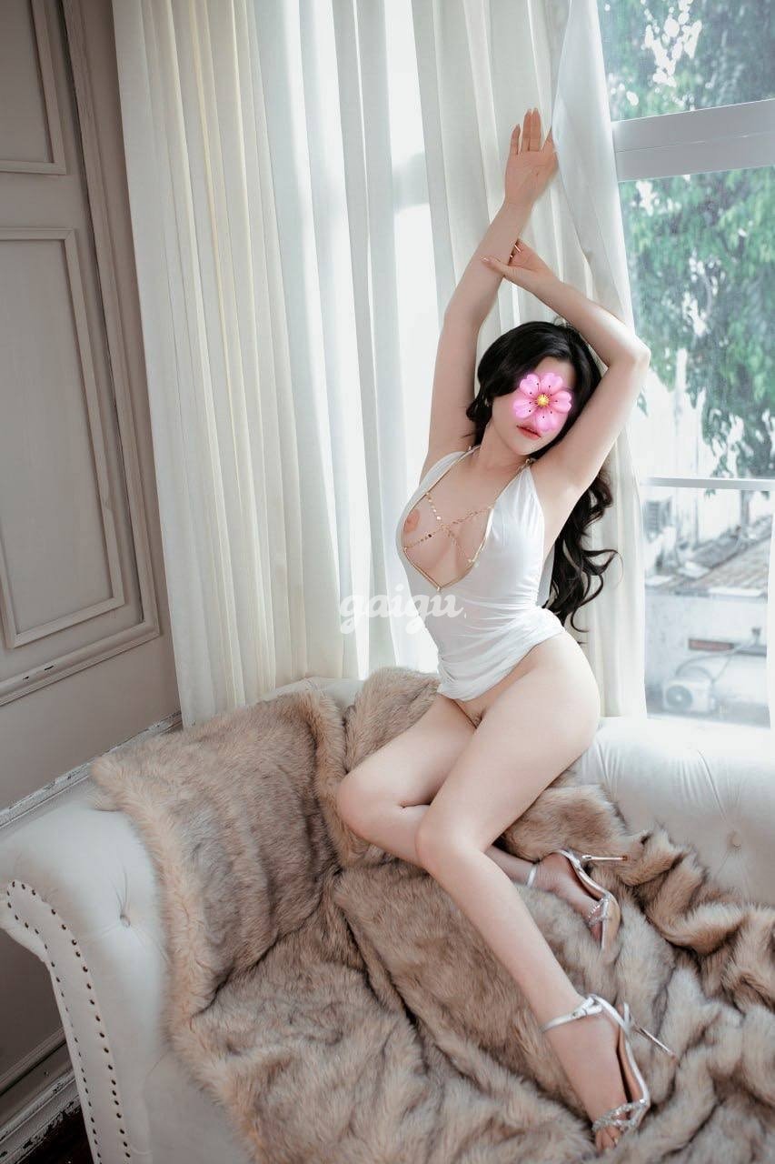 ✨BÉ SAM ✨ HOT GIRL XINH DÂM LÀM XAO XUYẾN MỌI CHECKER
