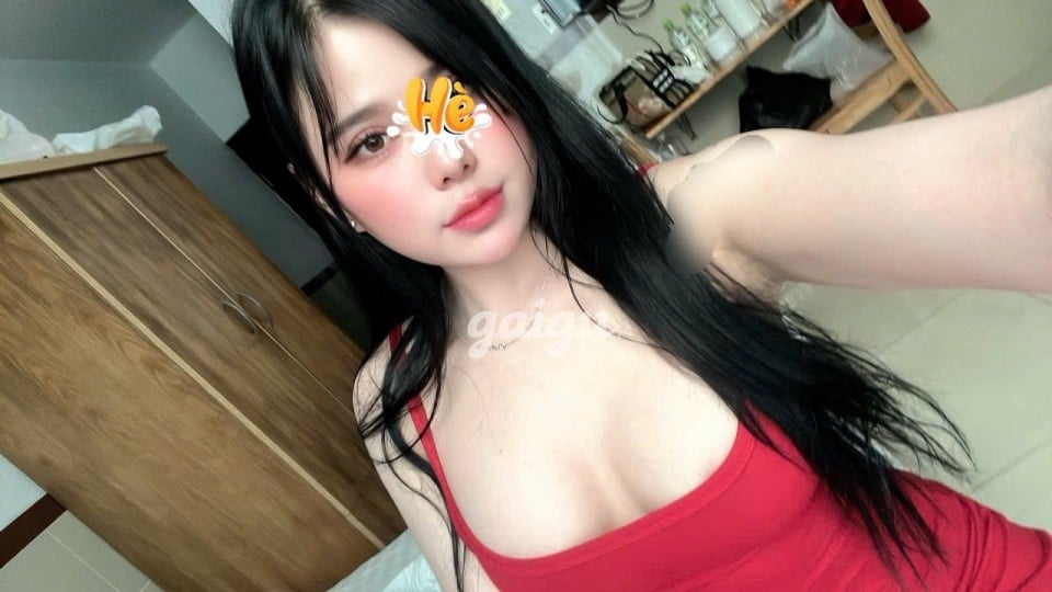 HOTGIRL✅️BÉ NGÂN THỎ-MẶT CỰC XINH,BODY CỰC BỐC LỬA