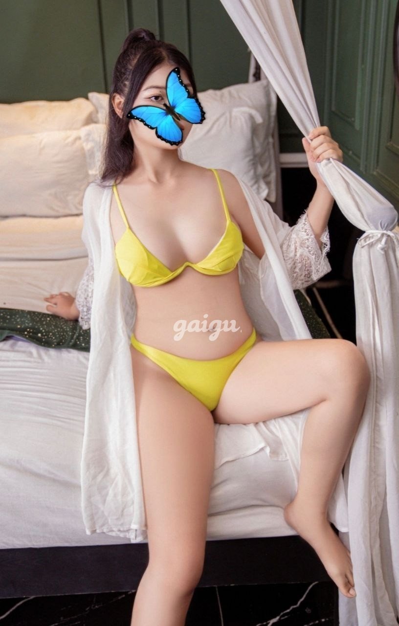 BÍCH CHI – EM GÁI NON TƠ BODY CỰC PHẨM.