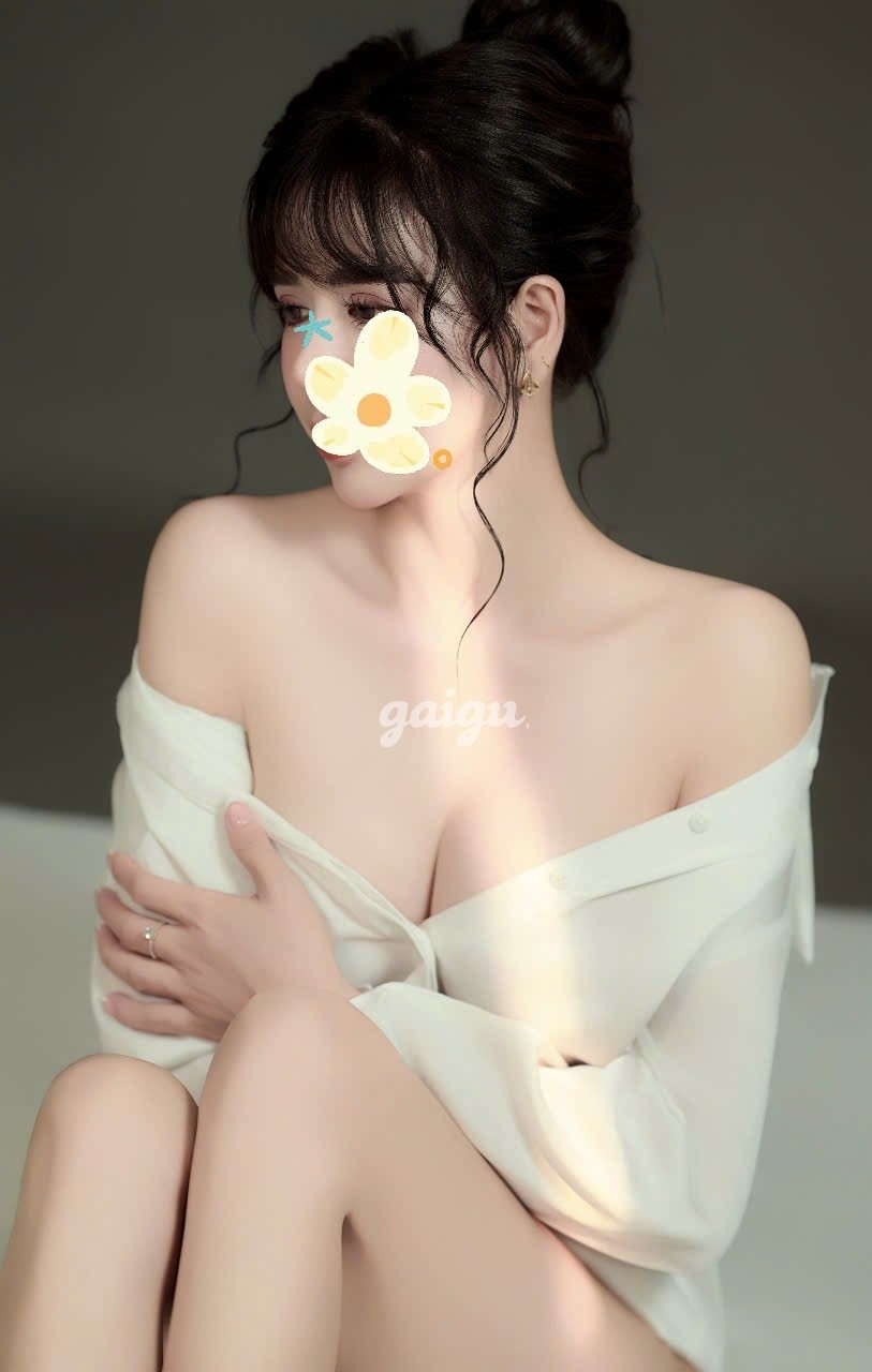 HÀNG MỚI NANA EM LÀ NÀNG THƠ, NGOAN, DÂM,CỰC CHIỀU KHÁCH