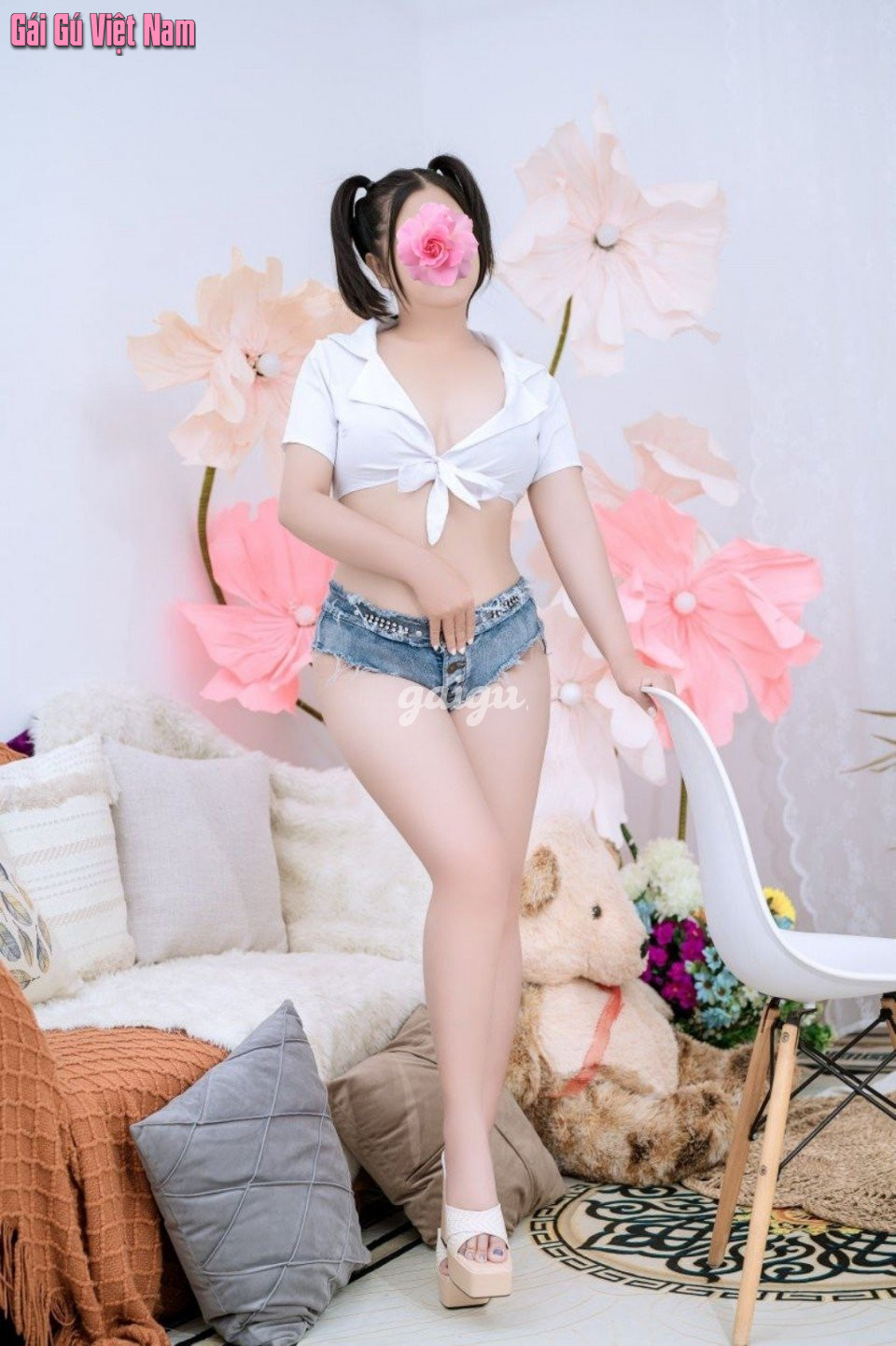 ÁI VÂN – SIÊU DÂM – MÔNG TO – PHỤC VU CHU ĐÁO