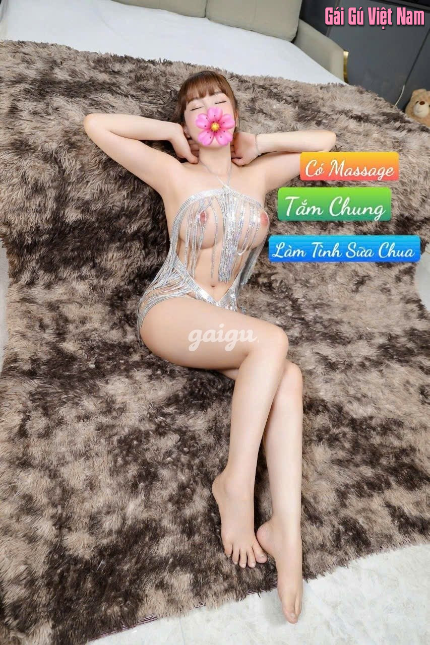 Thảo Tây ❤️Ngực to mông nẩy , chiều khách bú liếm quên lối về