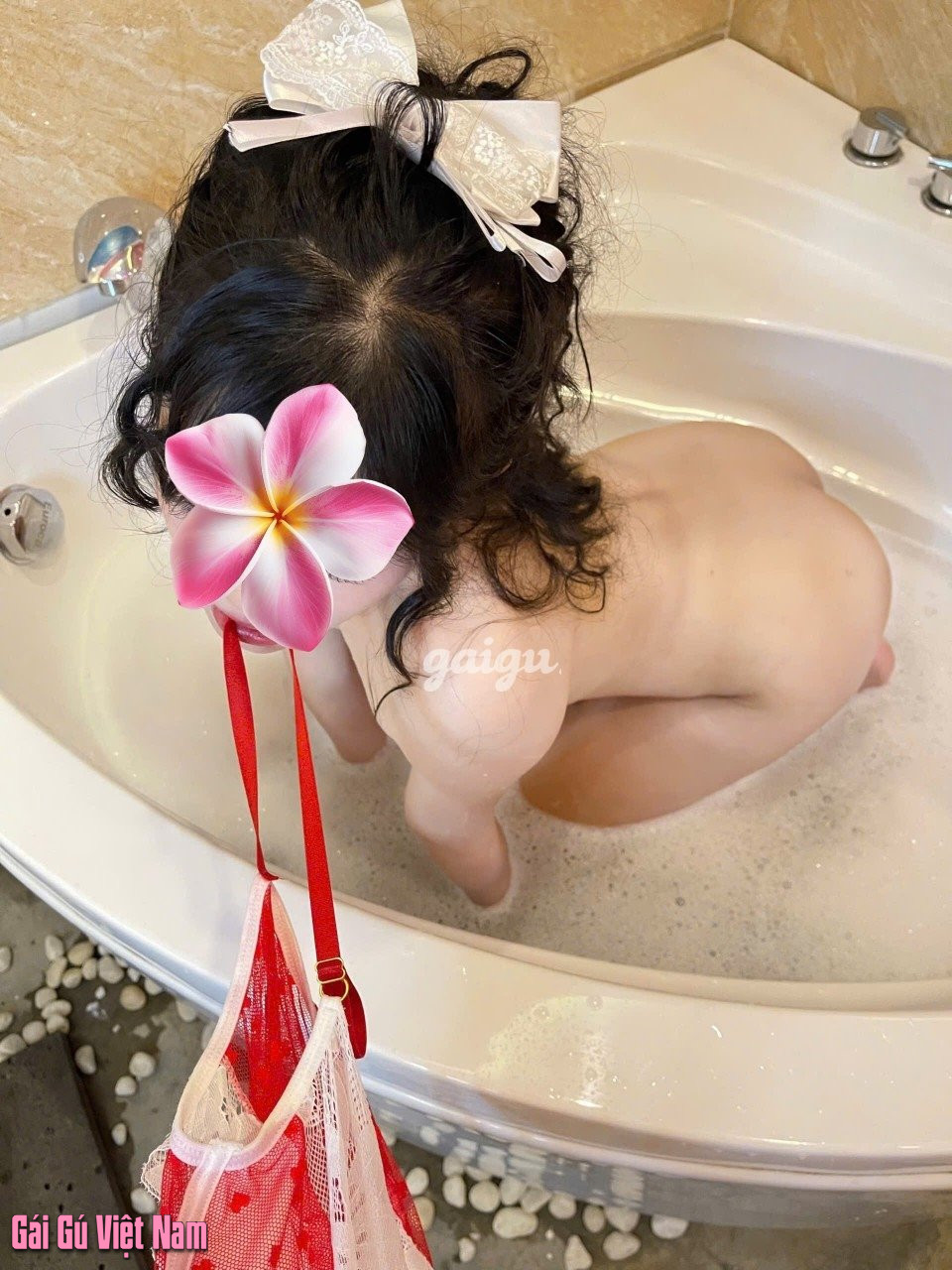 GÁI DÂM MỸ MỸ ( ẢNH MỘC) LÀM TÌNH BAO PHÊ_BJ LIẾM LÁP CỰC SƯỚNG