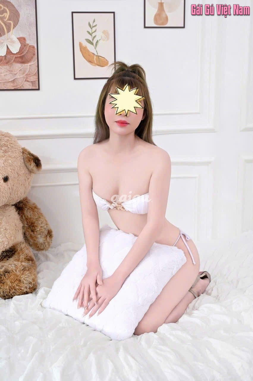 ♥️LINH NHI♥️DỄ THƯƠNG VÀ CHIỀU LÒNG KHÁCH
