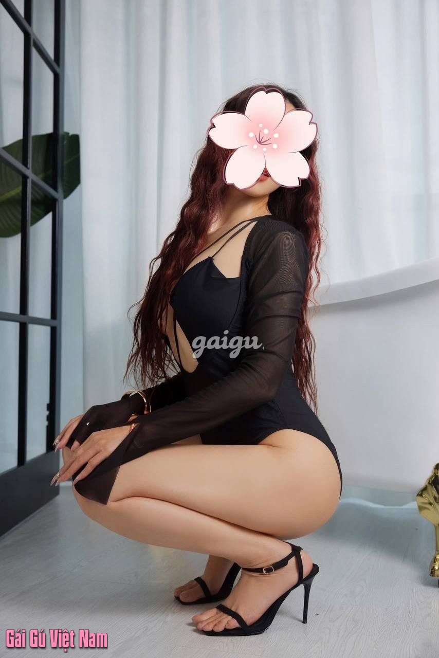 { LÀM TÌNH ĐỈNH } PHƯƠNG ” DÂM ” MASSAGE XINH TƯƠI , LÀM TÌNH GIỎI