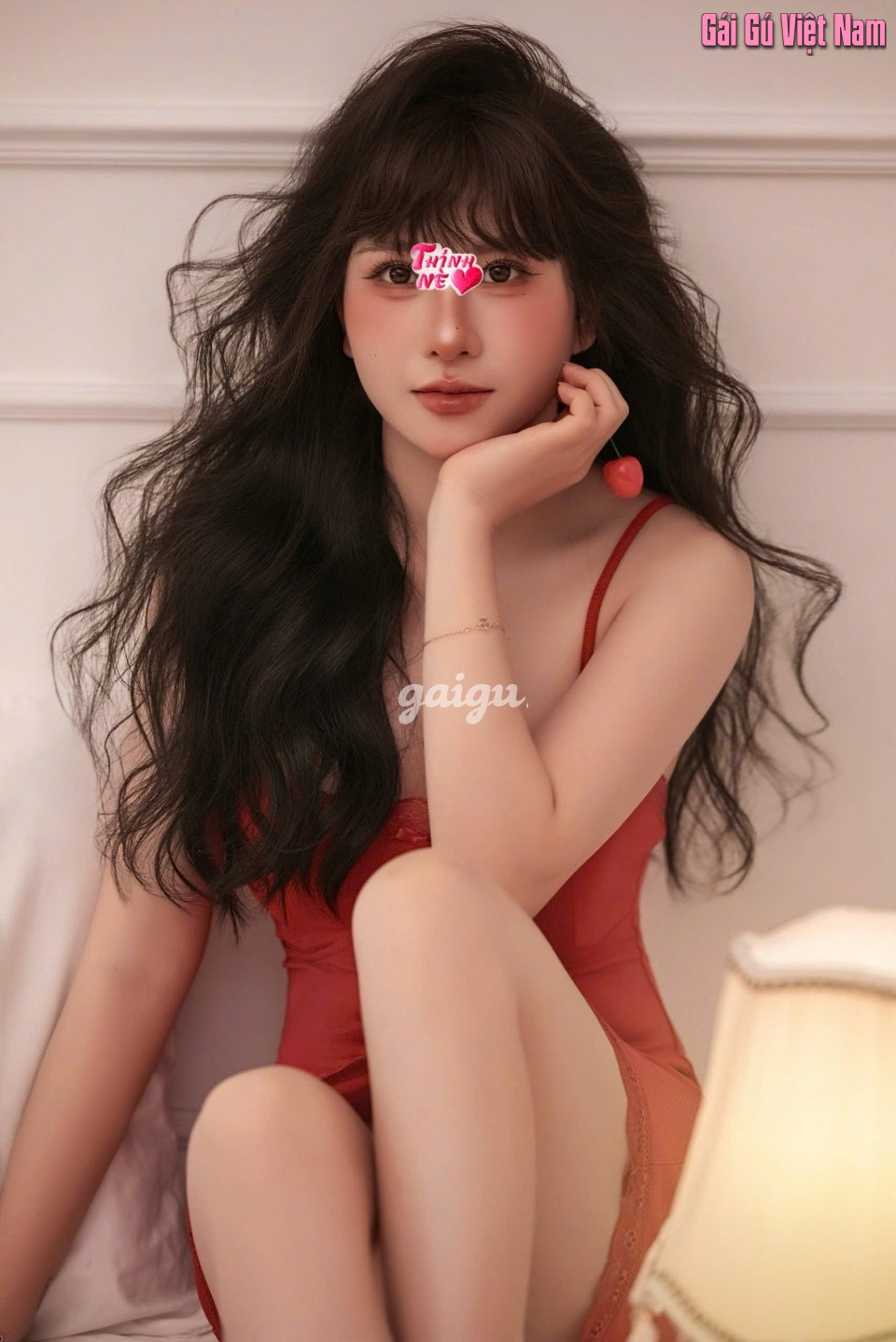 Tuệ Mẫn – Hot Girl Mới Lớn Lần Đầu Đi Làm !